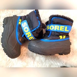 Sorel Kids Black blue Snow Boots Size 12